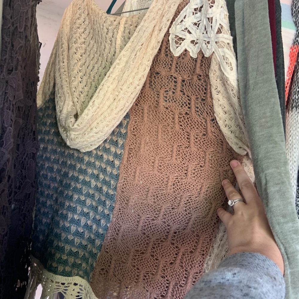 Bke sweater light